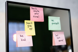 Computer screen with Post-It notes